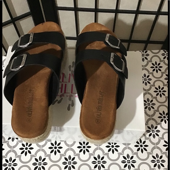 In Box Olivia Miller Birkenstock Sandal In Black (Macy’s) - Picture 2 of 5
